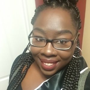 Meet your Posher, Alysha